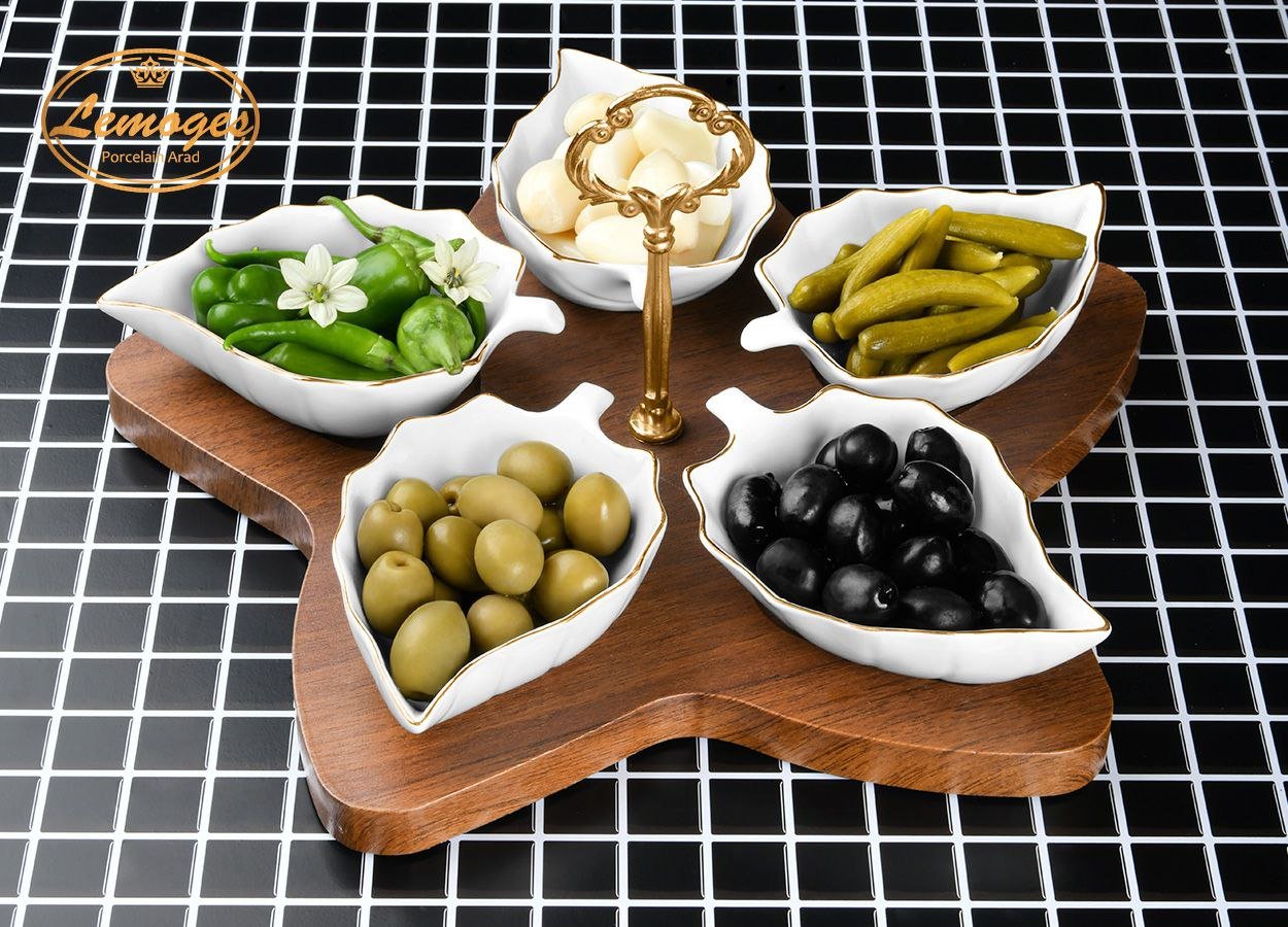 اردو خوری برگ فرم چوبی